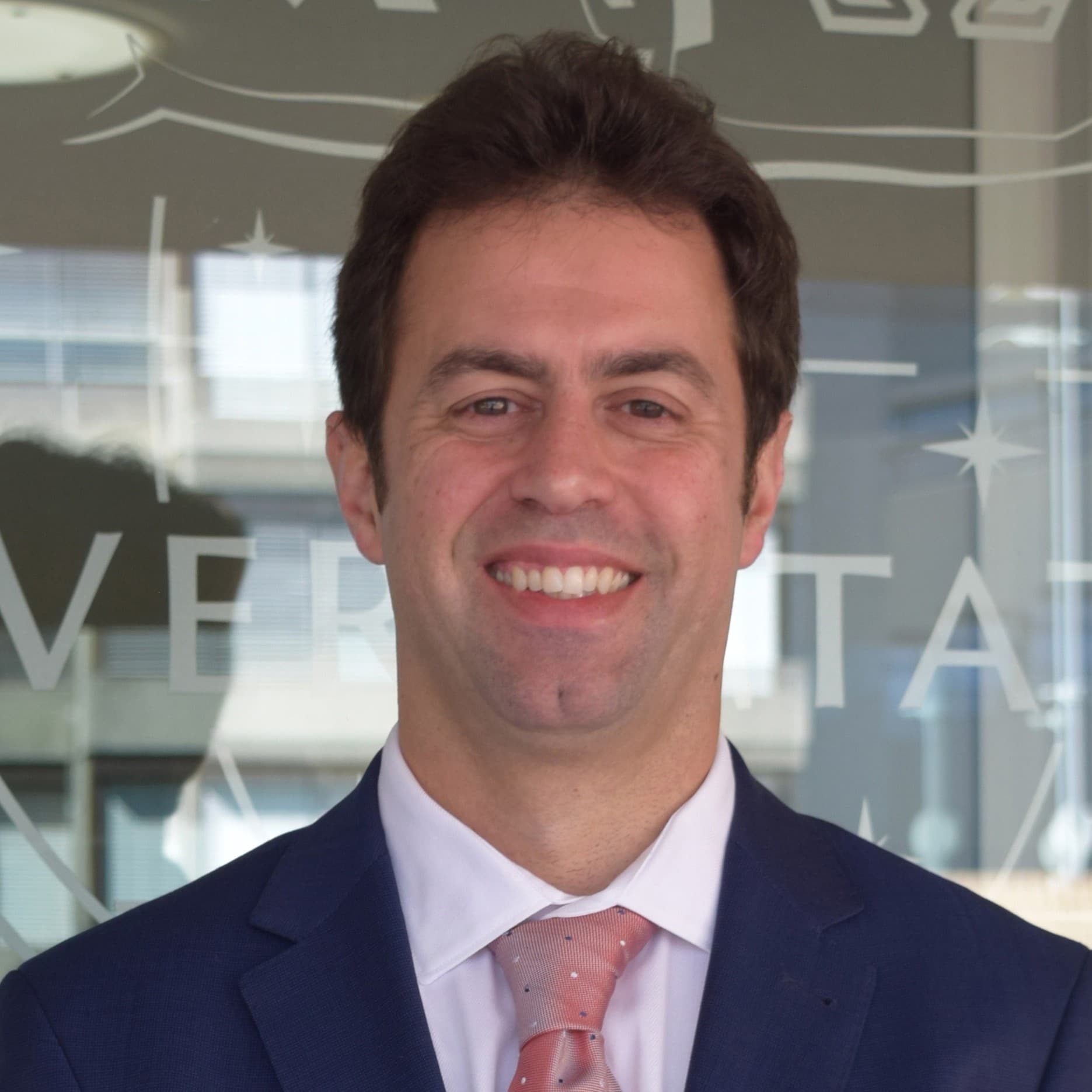Dr. Cosme Edgar Almeida